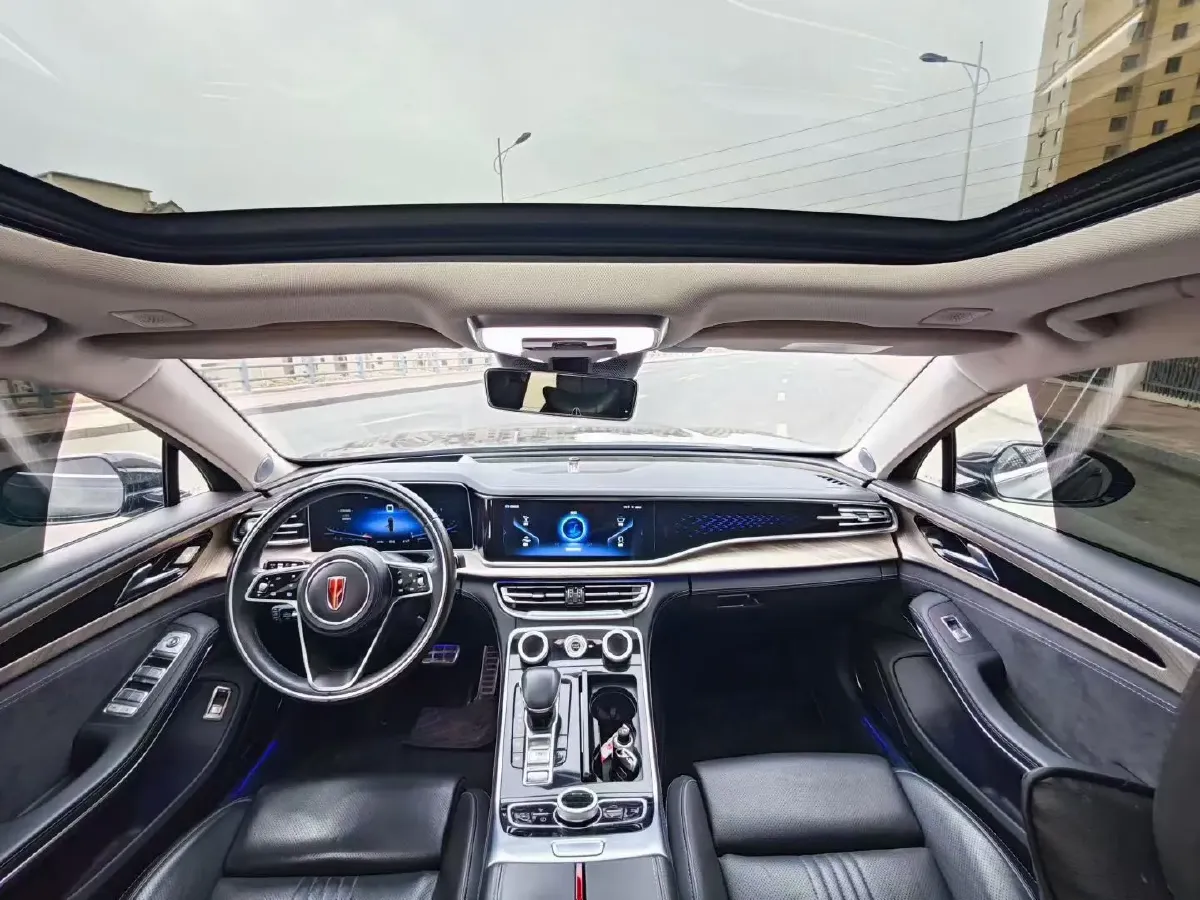 2020 HongQi H9 2.0T 252HP L4 7DCT,autocango,china used car exporter,china ev exporter,chinese used car exporter,chinese used ev exporter