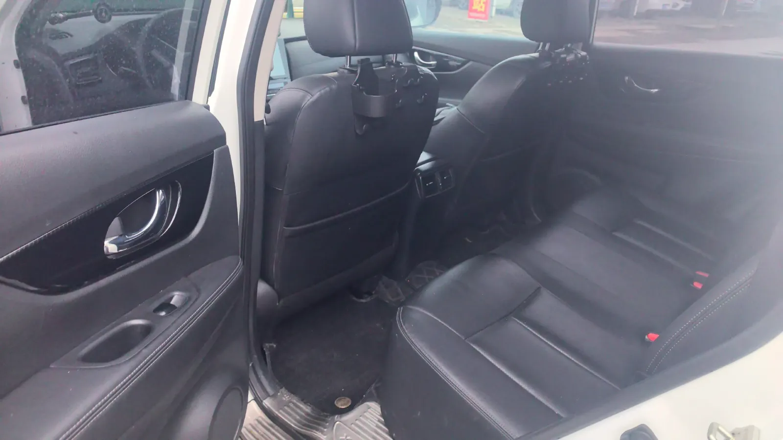 2021 Nissan X-Trail 2.5L 181HP L4 CVT,autocango,china used car exporter,china ev exporter,chinese used car exporter,chinese used ev exporter