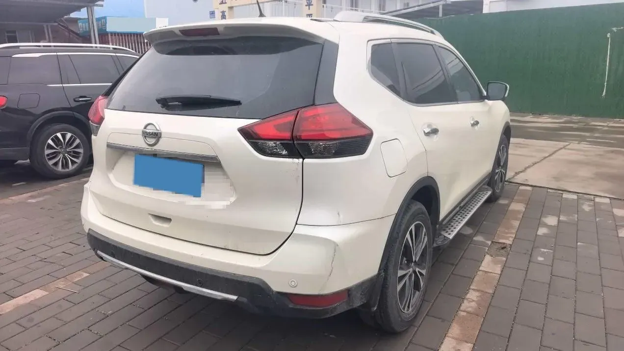 2021 Nissan X-Trail 2.5L 181HP L4 CVT,autocango,china used car exporter,china ev exporter,chinese used car exporter,chinese used ev exporter