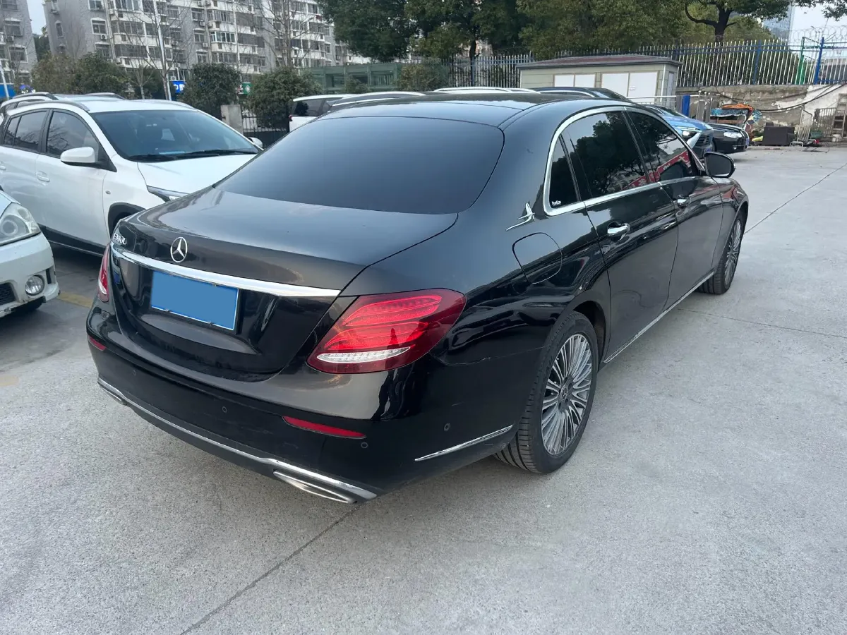 2020 Mercedes-Benz E Class 2.0T 258HP L4 9AT,autocango,china used car exporter,china ev exporter,chinese used car exporter,chinese used ev exporter