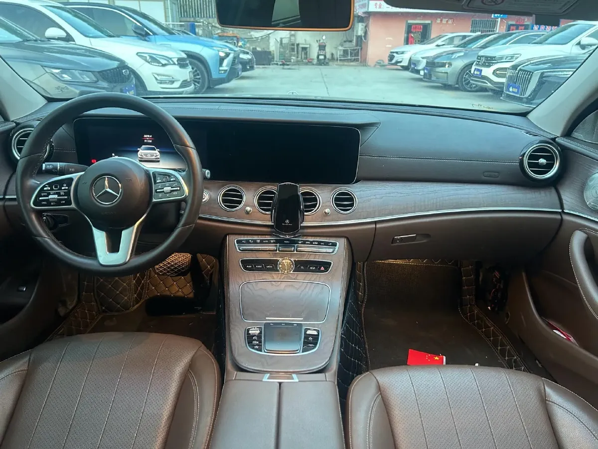 2020 Mercedes-Benz E Class 2.0T 258HP L4 9AT,autocango,china used car exporter,china ev exporter,chinese used car exporter,chinese used ev exporter
