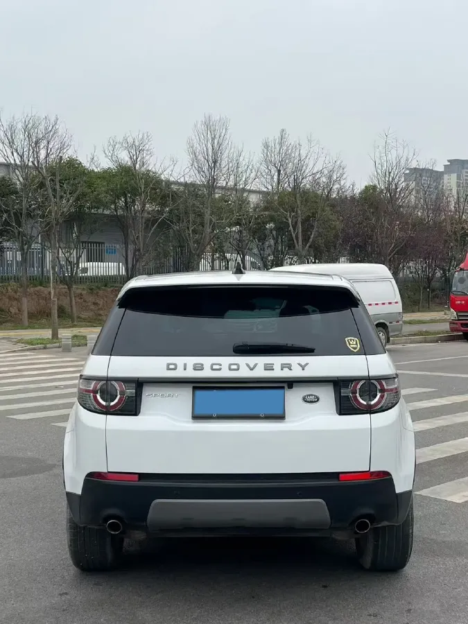 2018 Land Rover Discovery Sport 2.0T 241HP L4 9AT,autocango,china used car exporter,china ev exporter,chinese used car exporter,chinese used ev exporter