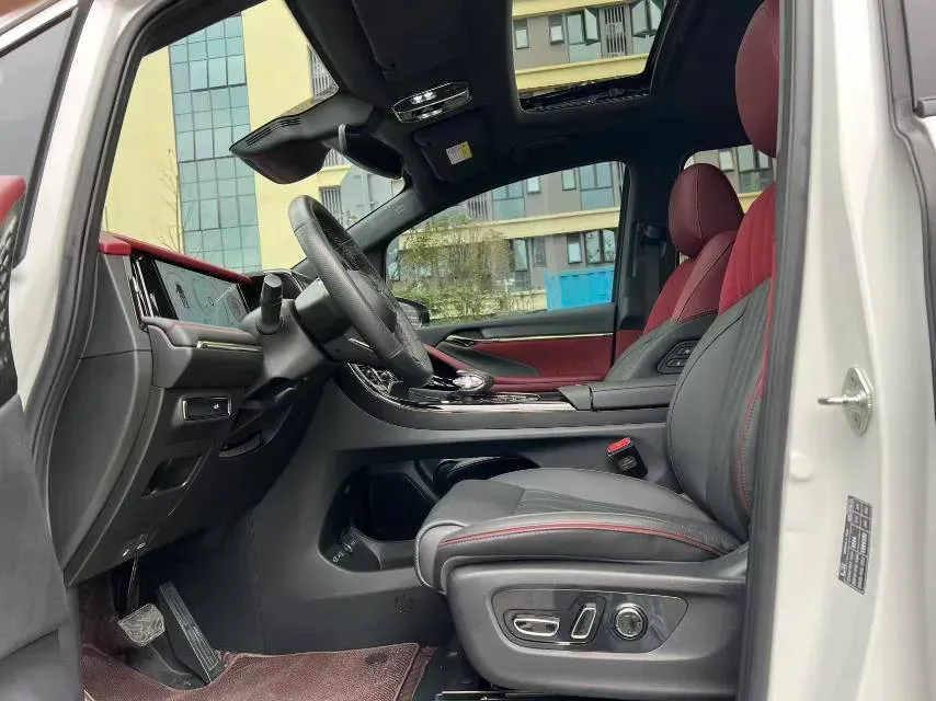 2023 GAC Trumpchi M8 2.0T 252HP L4 8AT,autocango,china used car exporter,china ev exporter,chinese used car exporter,chinese used ev exporter