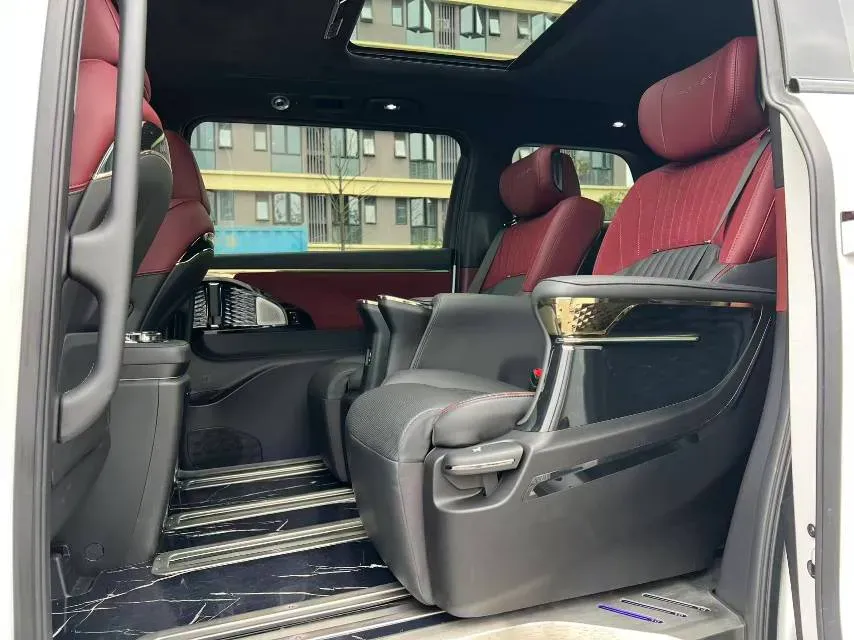 2023 GAC Trumpchi M8 2.0T 252HP L4 8AT,autocango,china used car exporter,china ev exporter,chinese used car exporter,chinese used ev exporter