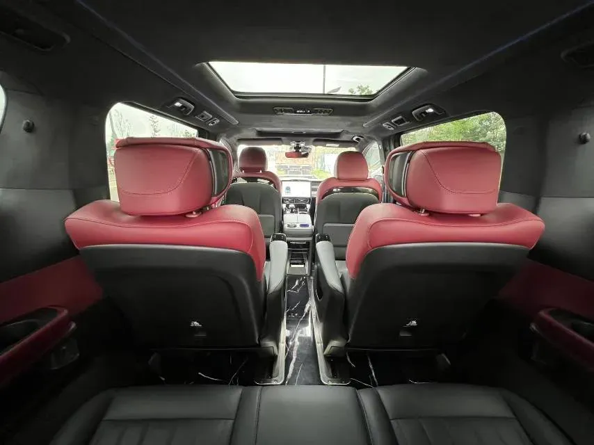 2023 GAC Trumpchi M8 2.0T 252HP L4 8AT,autocango,china used car exporter,china ev exporter,chinese used car exporter,chinese used ev exporter