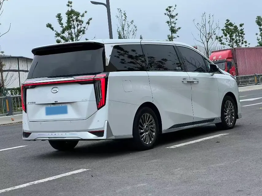 2023 GAC Trumpchi M8 2.0T 252HP L4 8AT,autocango,china used car exporter,china ev exporter,chinese used car exporter,chinese used ev exporter