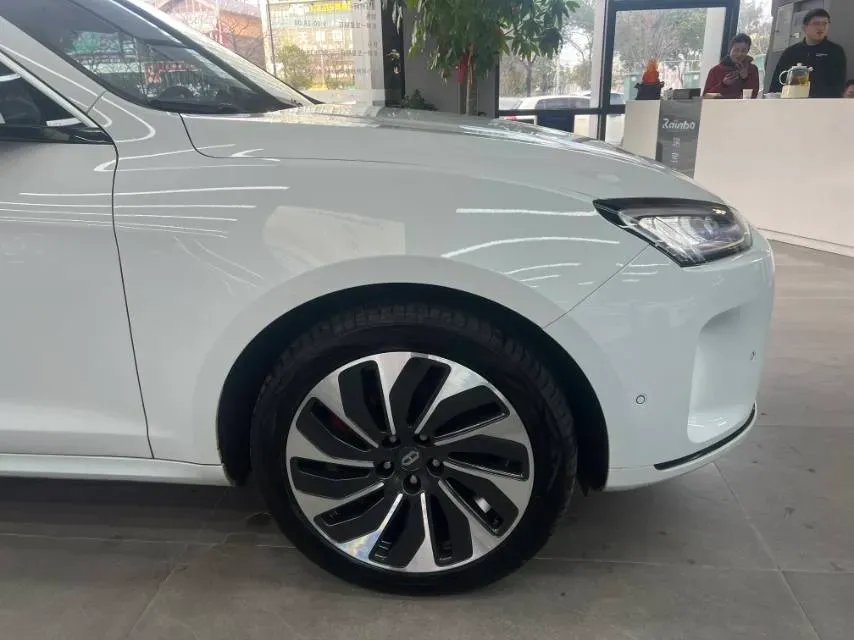 2022 Isuzu Mu-X 2.0T 220HP L4 8AT,autocango,china used car exporter,china ev exporter,chinese used car exporter,chinese used ev exporter