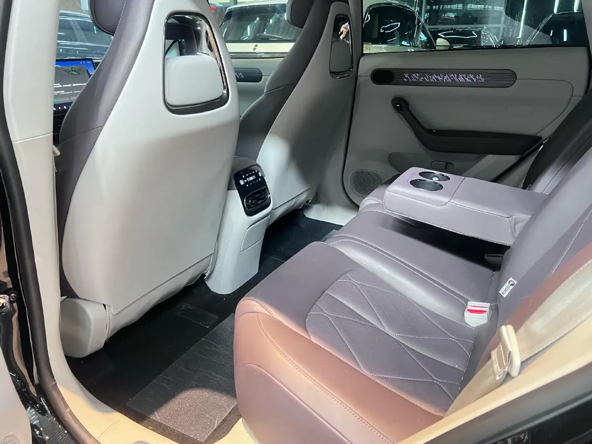 2024 Leapmotor C11 BEV 78.5KWH,autocango,china used car exporter,china ev exporter,chinese used car exporter,chinese used ev exporter