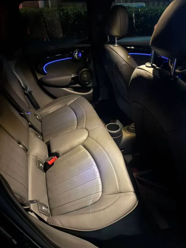 2023 MINI MINI 2.0T 178HP L4 7DCT,autocango,china used car exporter,china ev exporter,chinese used car exporter,chinese used ev exporter