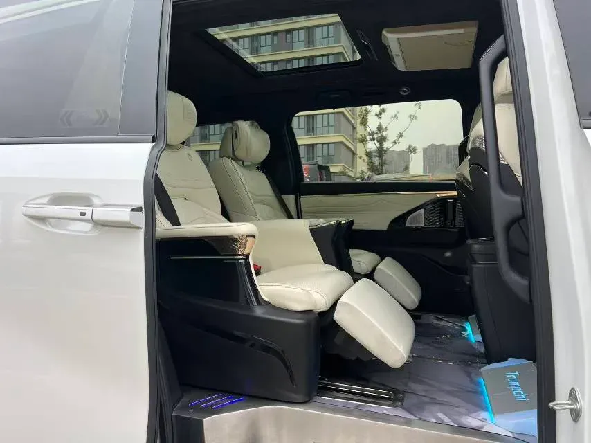 2023 GAC Trumpchi M8 2.0T 252HP L4 8AT,autocango,china used car exporter,china ev exporter,chinese used car exporter,chinese used ev exporter