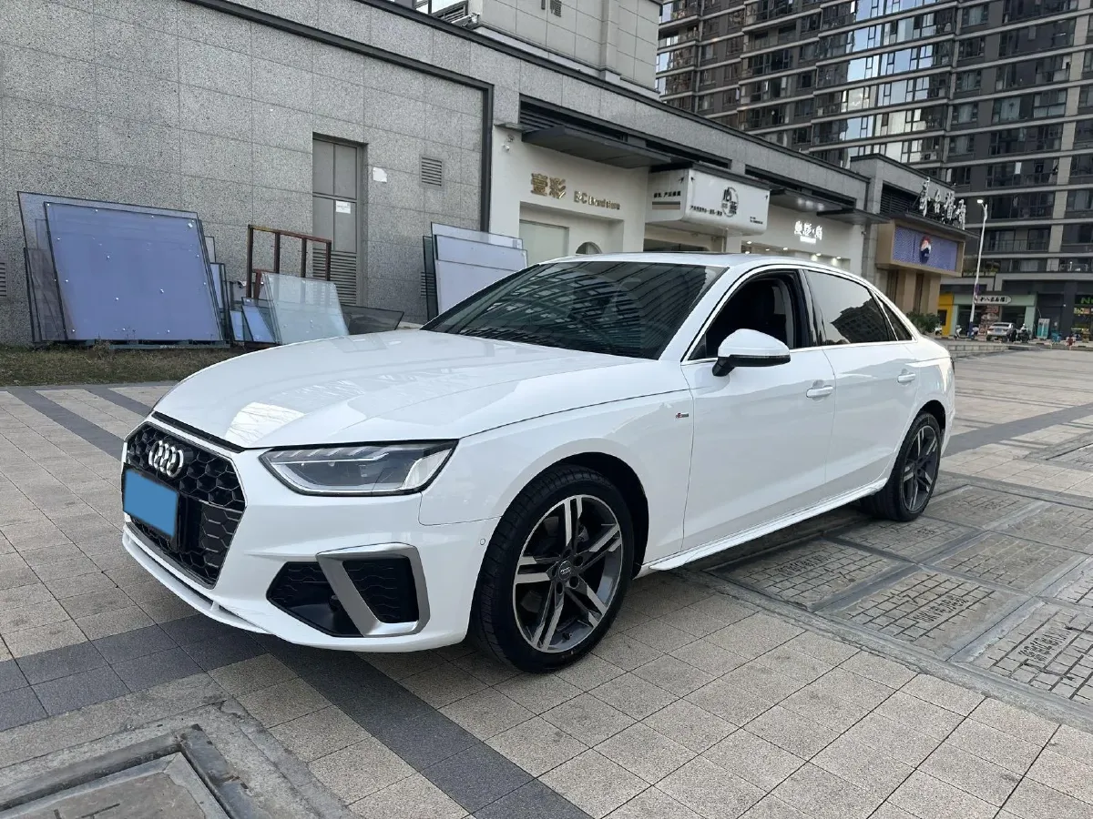 2020 Audi A4L 2.0T 190HP L4 7DCT,autocango,china used car exporter,china ev exporter,chinese used car exporter,chinese used ev exporter