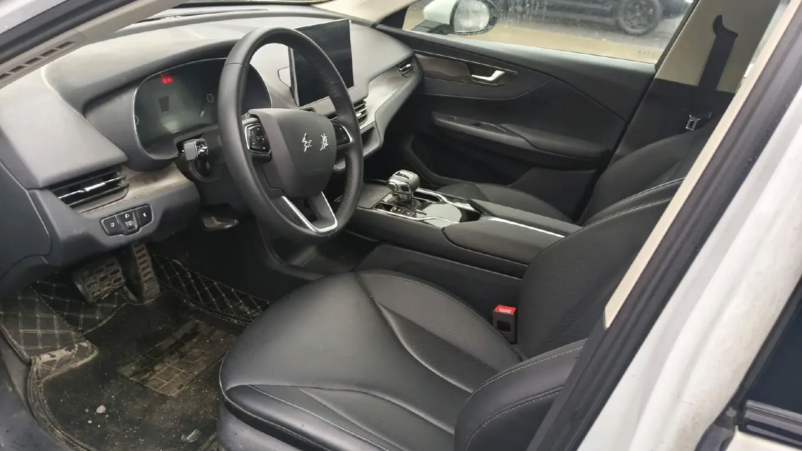 2022 HongQi E-QM5 BEV 54KWH,autocango,china used car exporter,china ev exporter,chinese used car exporter,chinese used ev exporter