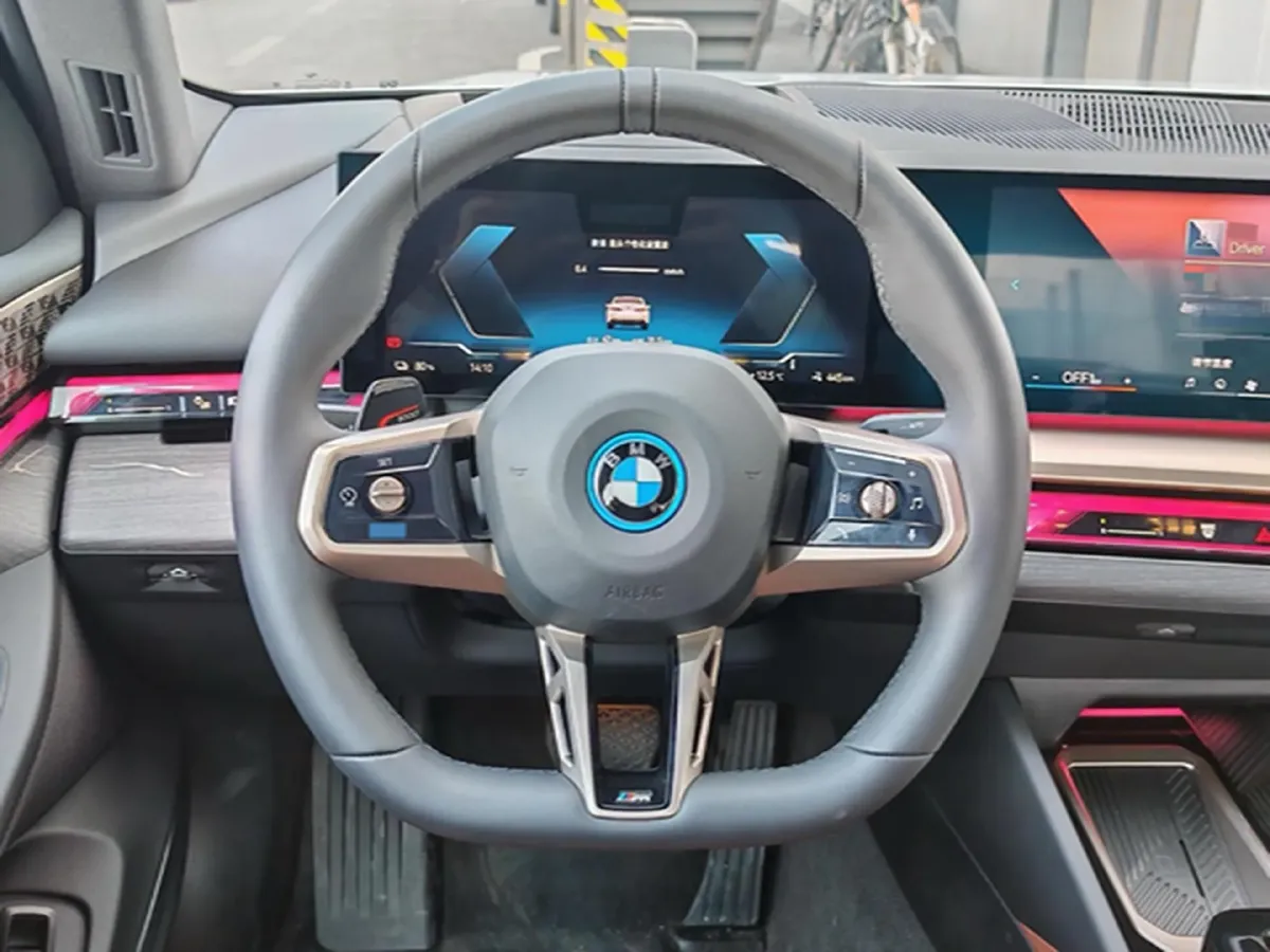 2025 BMW i5 BEV 96.96KWH,autocango,china used car exporter,china ev exporter,chinese used car exporter,chinese used ev exporter