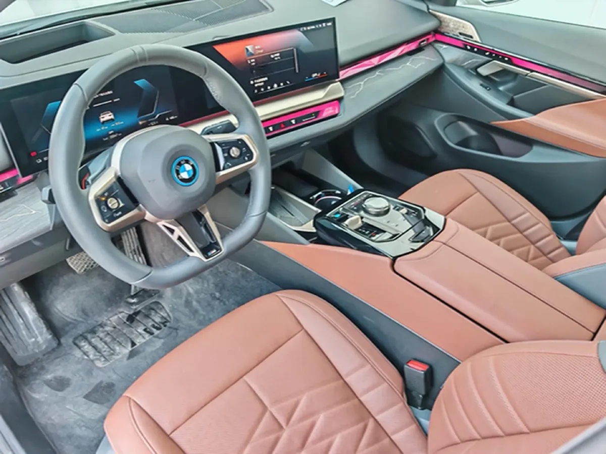 2025 BMW i5 BEV 96.96KWH,autocango,china used car exporter,china ev exporter,chinese used car exporter,chinese used ev exporter