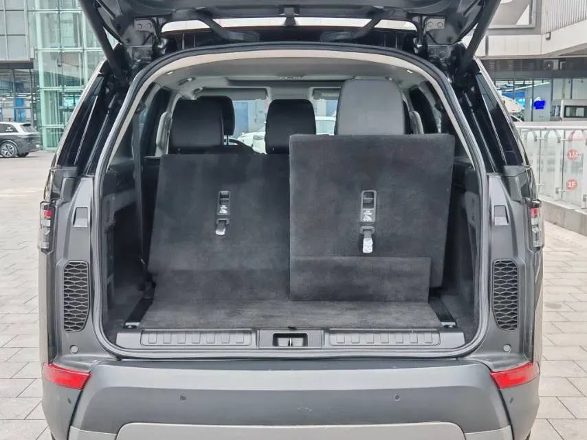 2018 Land Rover Discovery 3.0T 340HP V6 8AT,autocango,china used car exporter,china ev exporter,chinese used car exporter,chinese used ev exporter