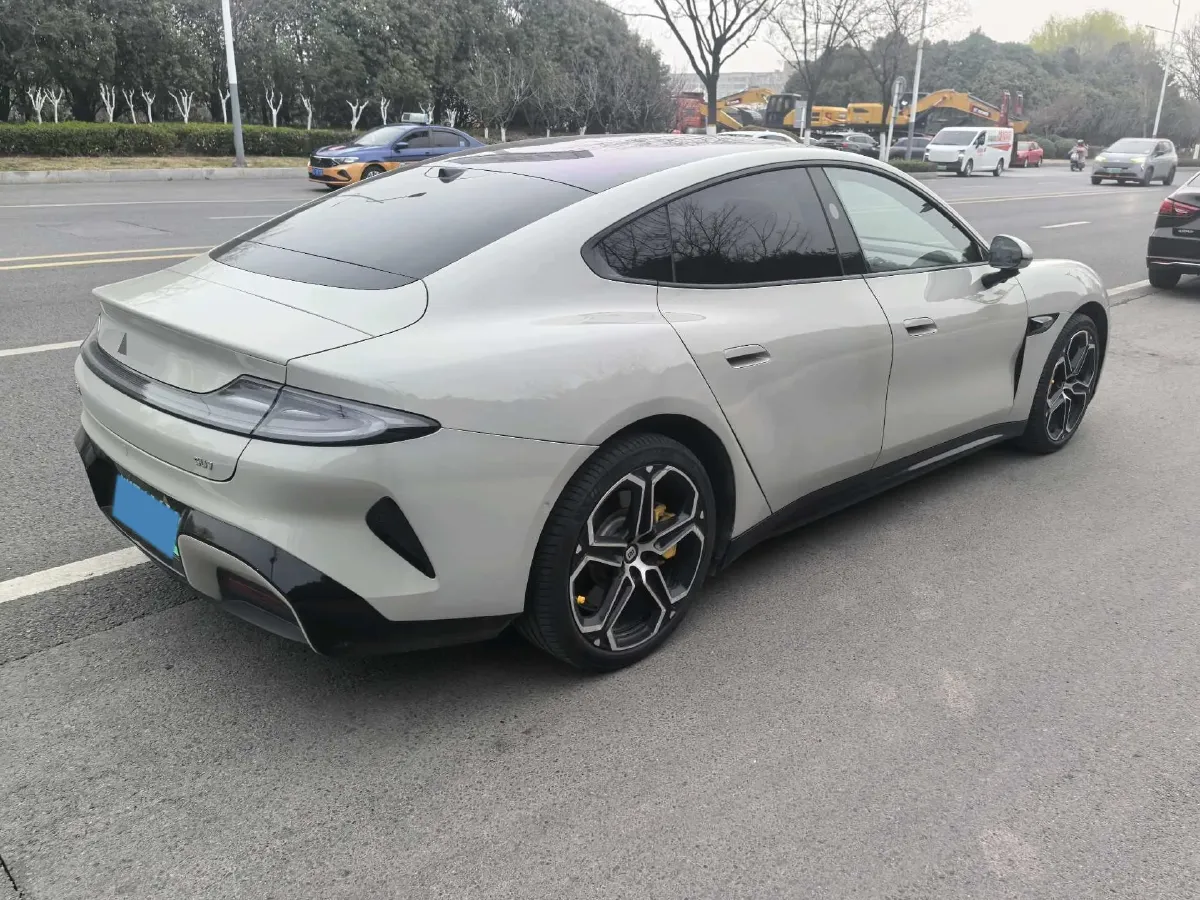 2024 MI SU7 BEV 73.6KWH,autocango,china used car exporter,china ev exporter,chinese used car exporter,chinese used ev exporter