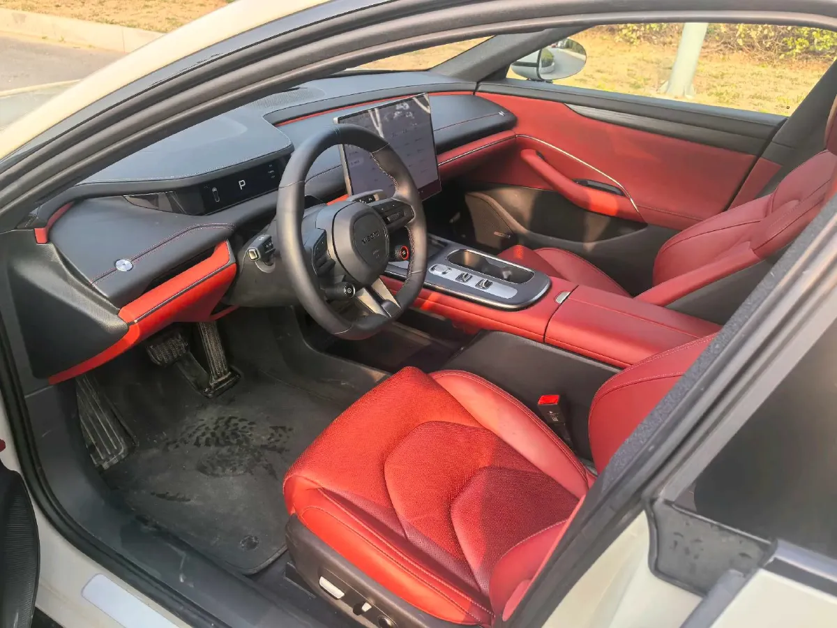 2024 MI SU7 BEV 73.6KWH,autocango,china used car exporter,china ev exporter,chinese used car exporter,chinese used ev exporter