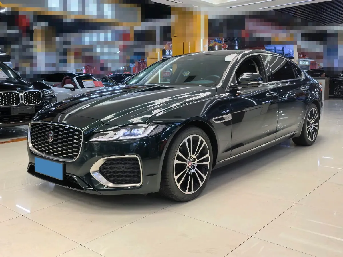 2021 Jaguar XFL 2.0T 250HP L4 8AT,autocango,china used car exporter,china ev exporter,chinese used car exporter,chinese used ev exporter