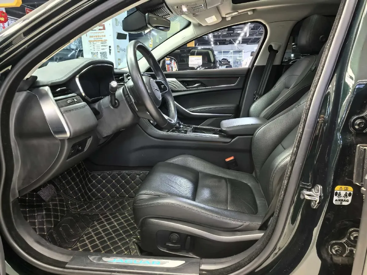 2021 Jaguar XFL 2.0T 250HP L4 8AT,autocango,china used car exporter,china ev exporter,chinese used car exporter,chinese used ev exporter