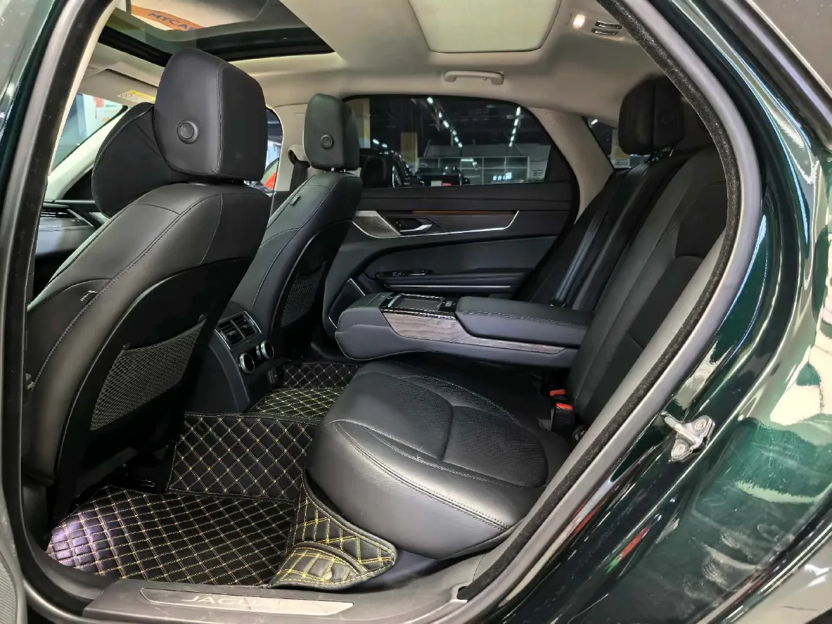 2021 Jaguar XFL 2.0T 250HP L4 8AT,autocango,china used car exporter,china ev exporter,chinese used car exporter,chinese used ev exporter