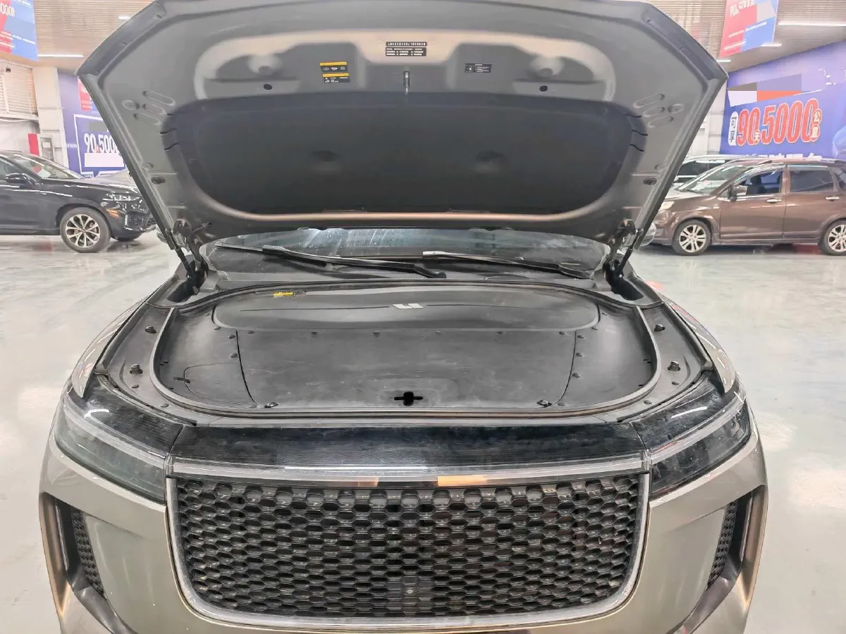 2020 Li ONE Range Extended 131HP REEV 40.5KWH,autocango,china used car exporter,china ev exporter,chinese used car exporter,chinese used ev exporter