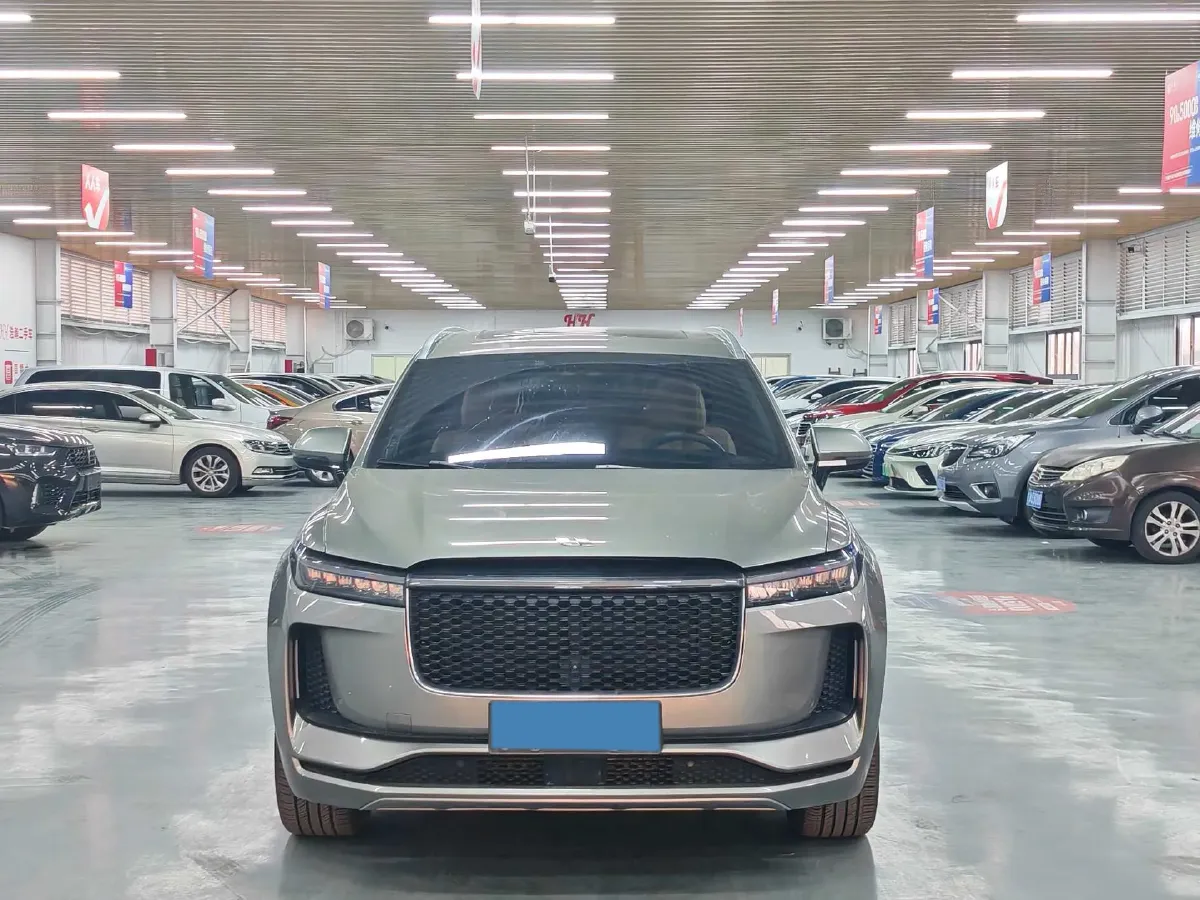 2020 Li ONE Range Extended 131HP REEV 40.5KWH,autocango,china used car exporter,china ev exporter,chinese used car exporter,chinese used ev exporter