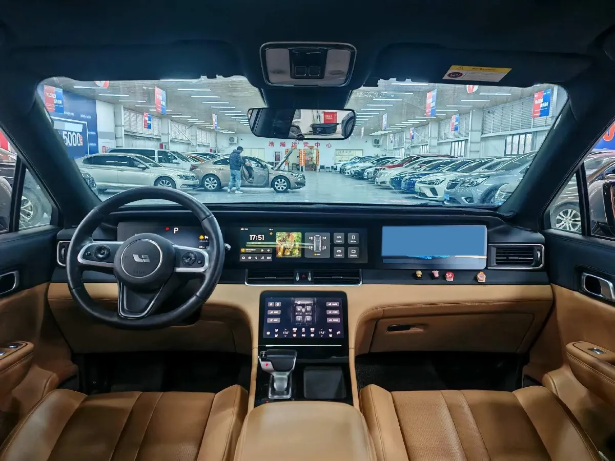 2020 Li ONE Range Extended 131HP REEV 40.5KWH,autocango,china used car exporter,china ev exporter,chinese used car exporter,chinese used ev exporter