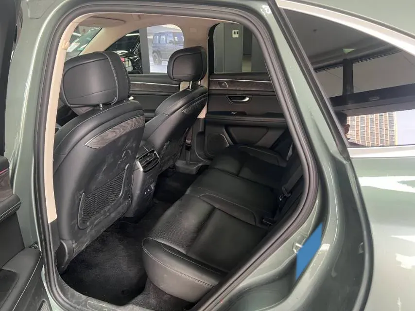 2022 AITO AITO M5 Range Extended 125HP REEV 40KWH,autocango,china used car exporter,china ev exporter,chinese used car exporter,chinese used ev exporter