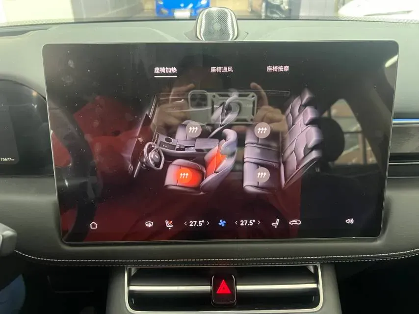 2022 AITO AITO M5 Range Extended 125HP REEV 40KWH,autocango,china used car exporter,china ev exporter,chinese used car exporter,chinese used ev exporter