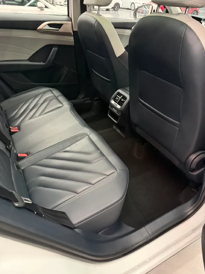 2023 Volkswagen Tharu 1.5T 160HP L4 7DCT,autocango,china used car exporter,china ev exporter,chinese used car exporter,chinese used ev exporter