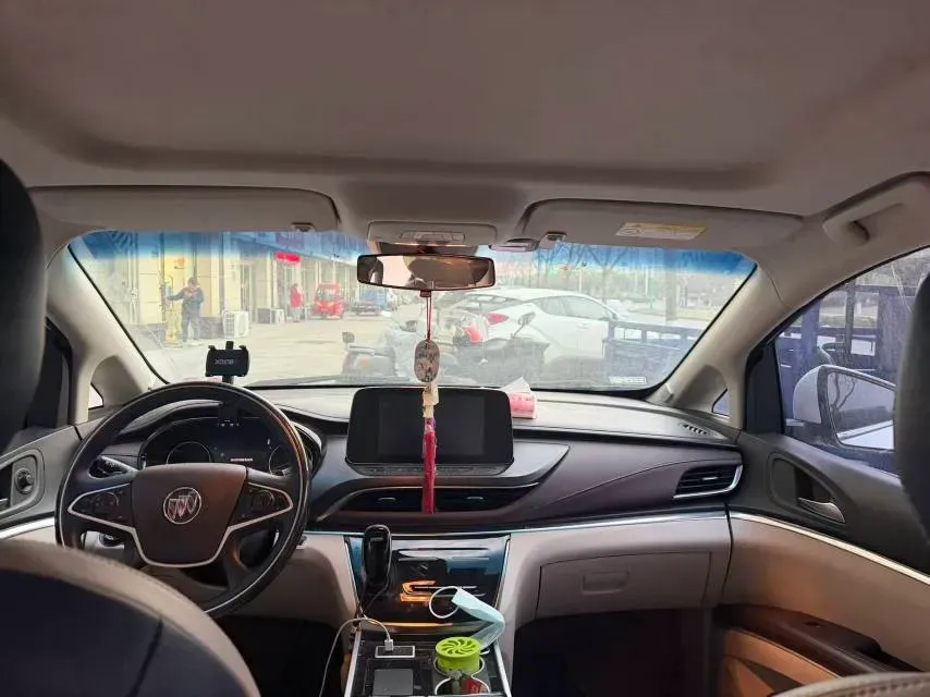 2022 Buick GL8 2.0T 237HP L4 9AT,autocango,china used car exporter,china ev exporter,chinese used car exporter,chinese used ev exporter