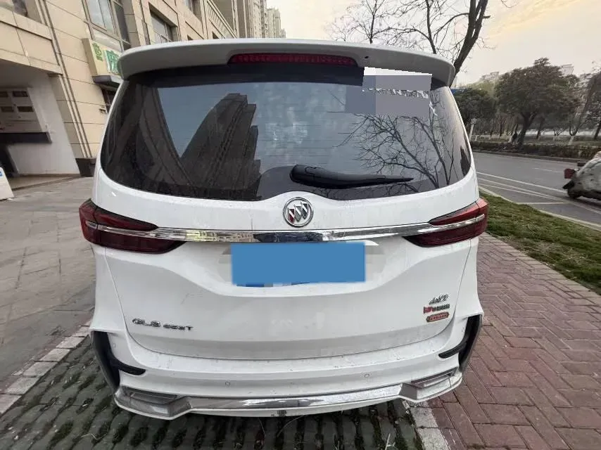 2022 Buick GL8 2.0T 237HP L4 9AT,autocango,china used car exporter,china ev exporter,chinese used car exporter,chinese used ev exporter
