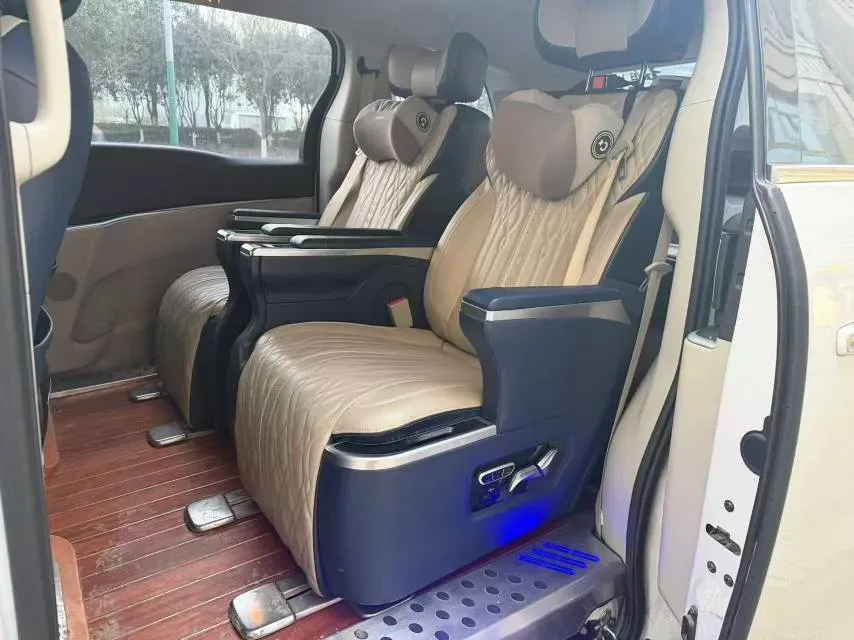 2022 Buick GL8 2.0T 237HP L4 9AT,autocango,china used car exporter,china ev exporter,chinese used car exporter,chinese used ev exporter