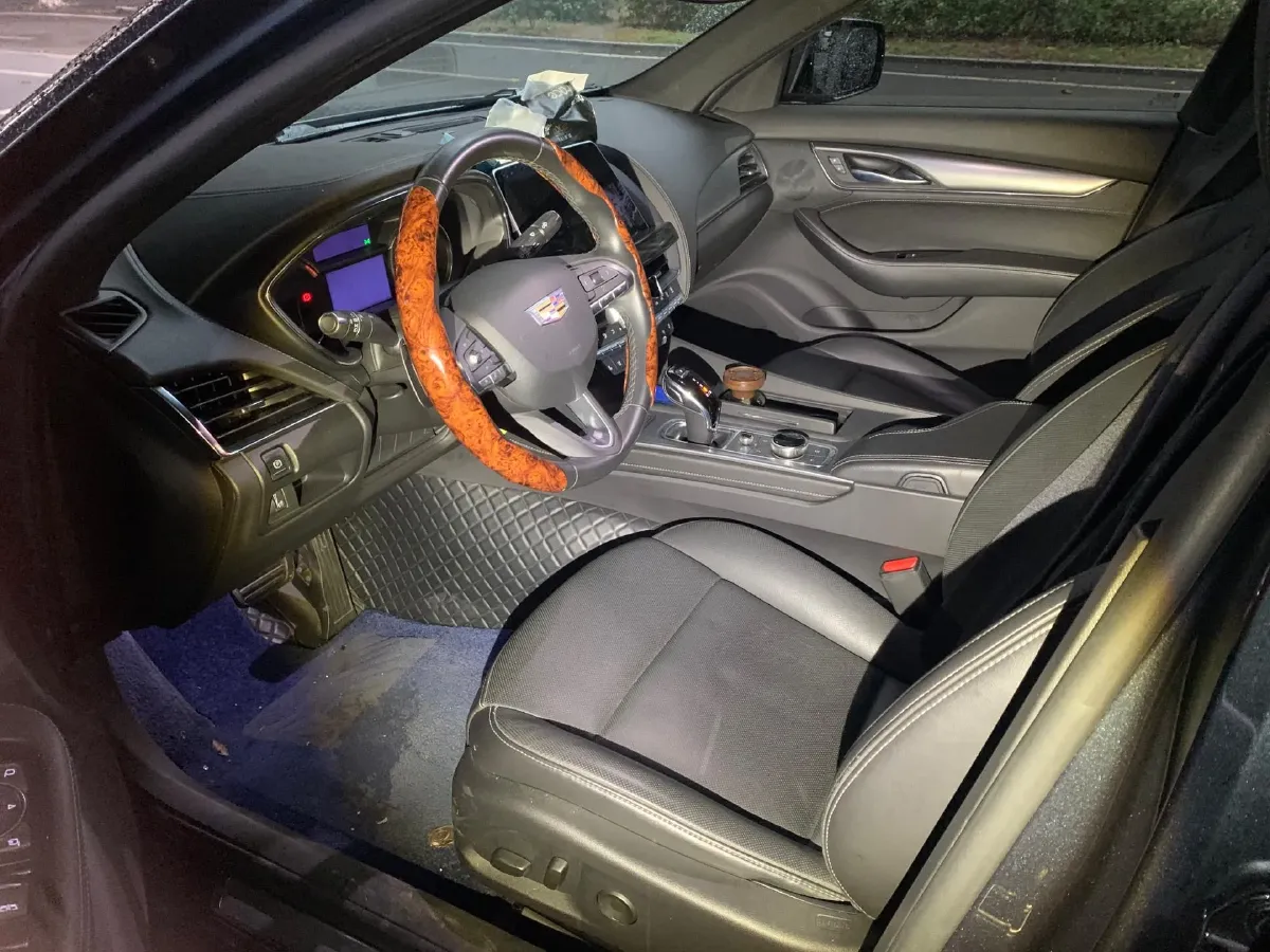 2022 Cadillac CT5 2.0T 237HP L4 10AT,autocango,china used car exporter,china ev exporter,chinese used car exporter,chinese used ev exporter