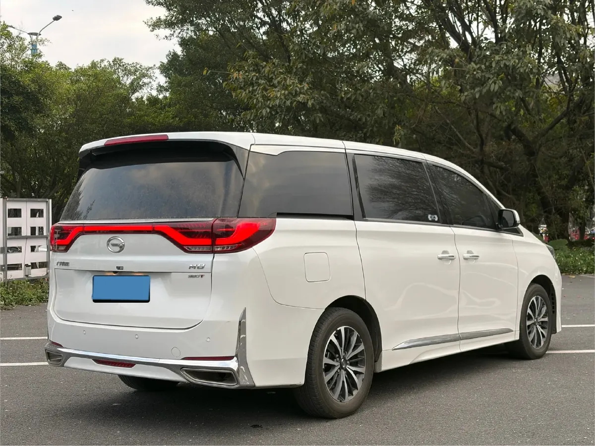 2021 GAC Trumpchi M8 2.0T 252HP L4 8AT,autocango,china used car exporter,china ev exporter,chinese used car exporter,chinese used ev exporter