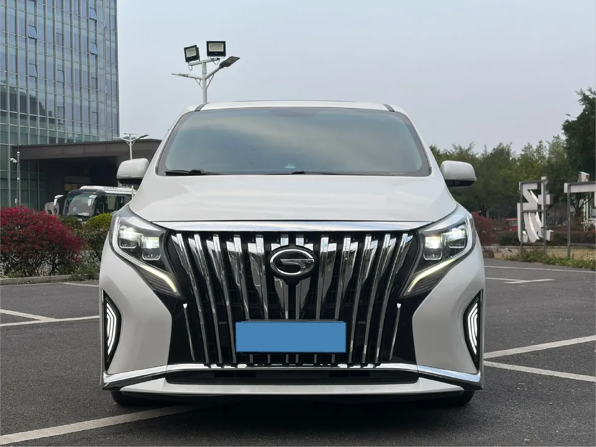 2021 GAC Trumpchi M8 2.0T 252HP L4 8AT,autocango,china used car exporter,china ev exporter,chinese used car exporter,chinese used ev exporter