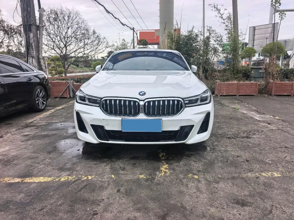 2022 BMW 6 Series GT 2.0T 245HP L4 8AT,autocango,china used car exporter,china ev exporter,chinese used car exporter,chinese used ev exporter