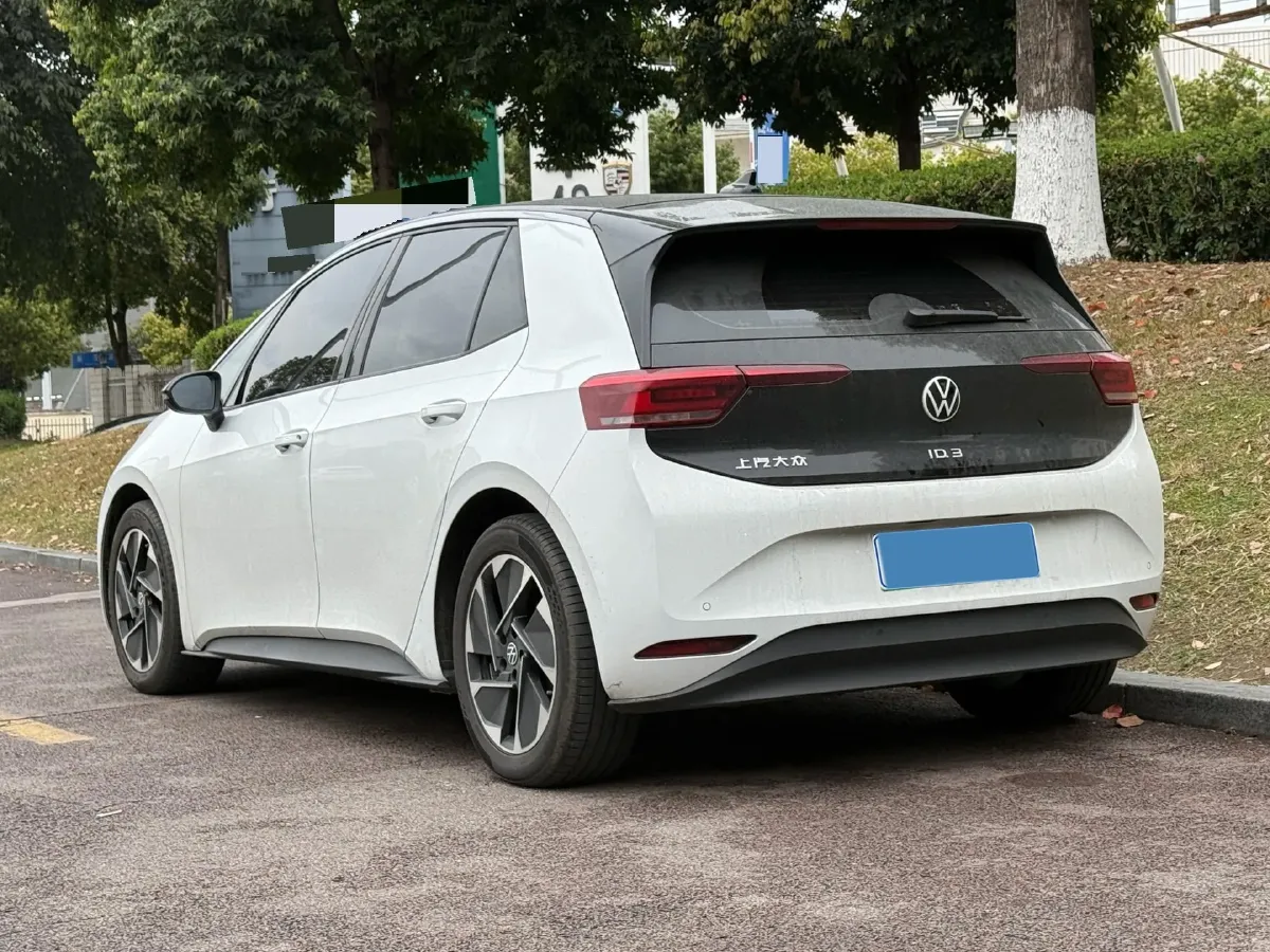 2025 Volkswagen ID.3 BEV 52.8KWH,autocango,china used car exporter,china ev exporter,chinese used car exporter,chinese used ev exporter
