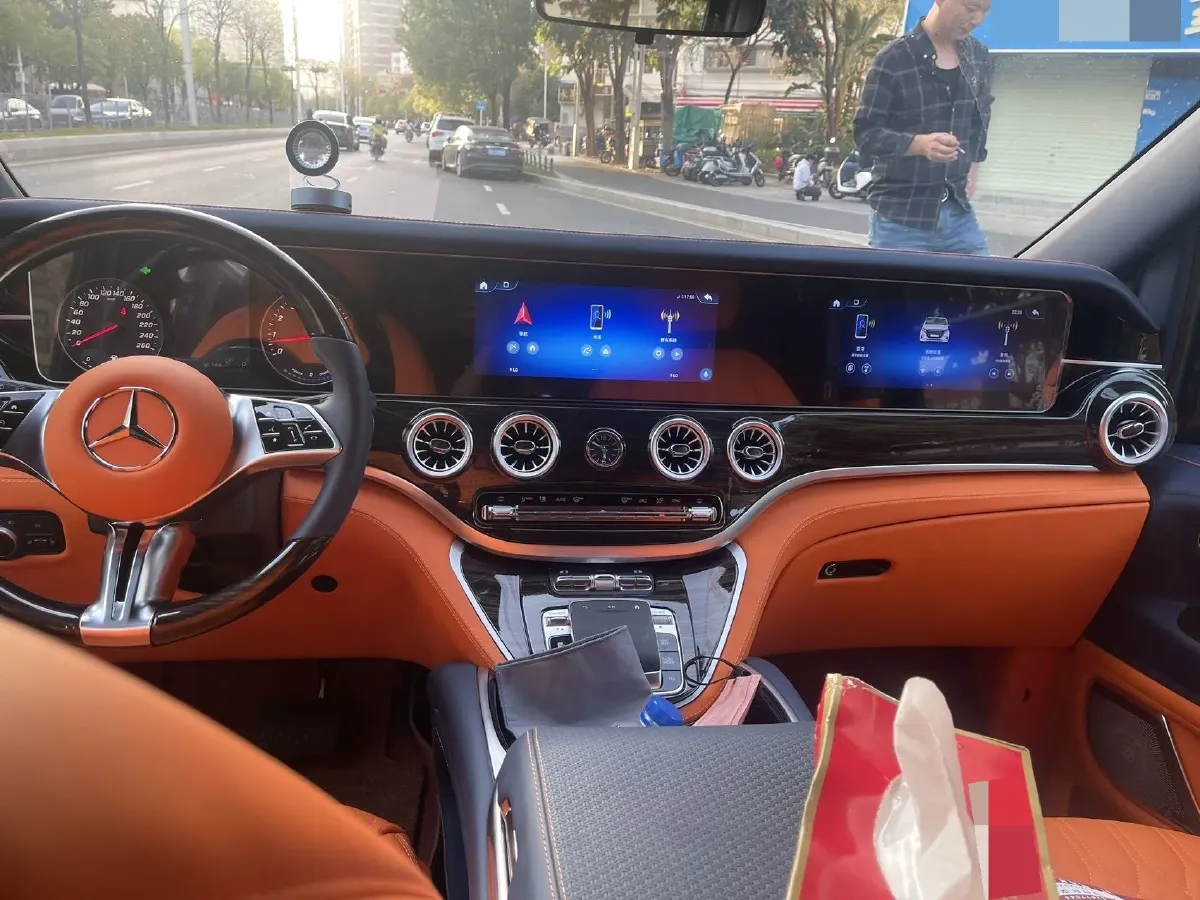 2024 Mercedes-Benz Vito 2.0T 231HP L4 9AT,autocango,china used car exporter,china ev exporter,chinese used car exporter,chinese used ev exporter