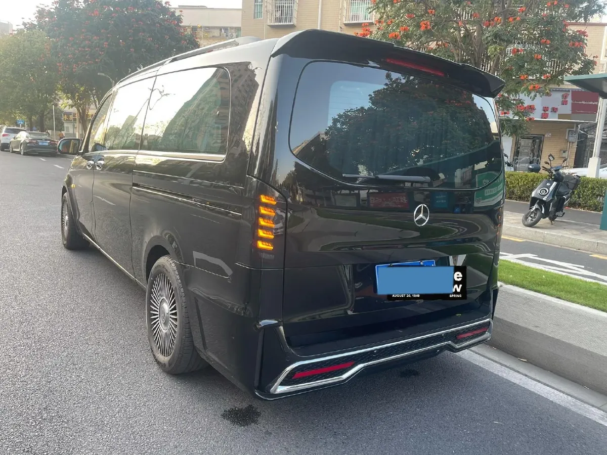 2024 Mercedes-Benz Vito 2.0T 231HP L4 9AT,autocango,china used car exporter,china ev exporter,chinese used car exporter,chinese used ev exporter