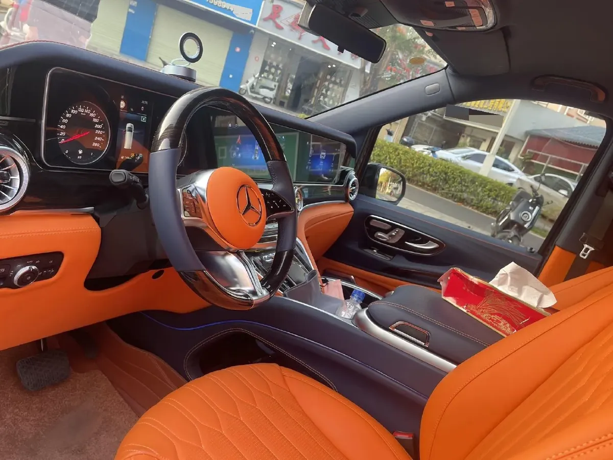 2024 Mercedes-Benz Vito 2.0T 231HP L4 9AT,autocango,china used car exporter,china ev exporter,chinese used car exporter,chinese used ev exporter