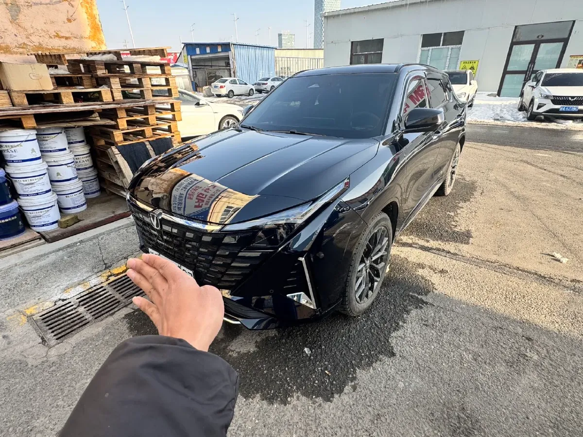 2025 ChangAn UNI-Z 1.5L 98HP L4 E-CVT PHEV,autocango,china used car exporter,china ev exporter,chinese used car exporter,chinese used ev exporter