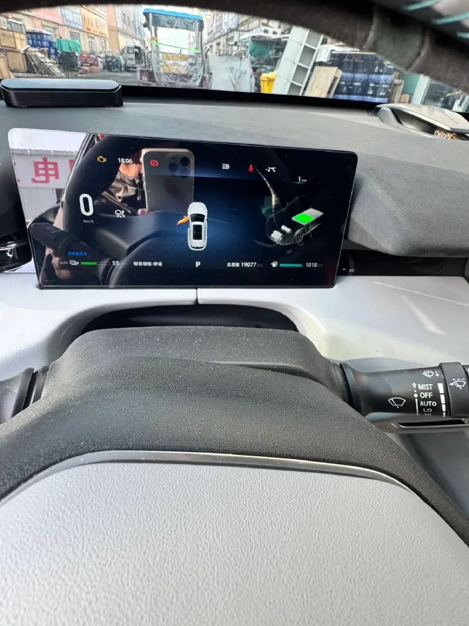 2025 ChangAn UNI-Z 1.5L 98HP L4 E-CVT PHEV,autocango,china used car exporter,china ev exporter,chinese used car exporter,chinese used ev exporter