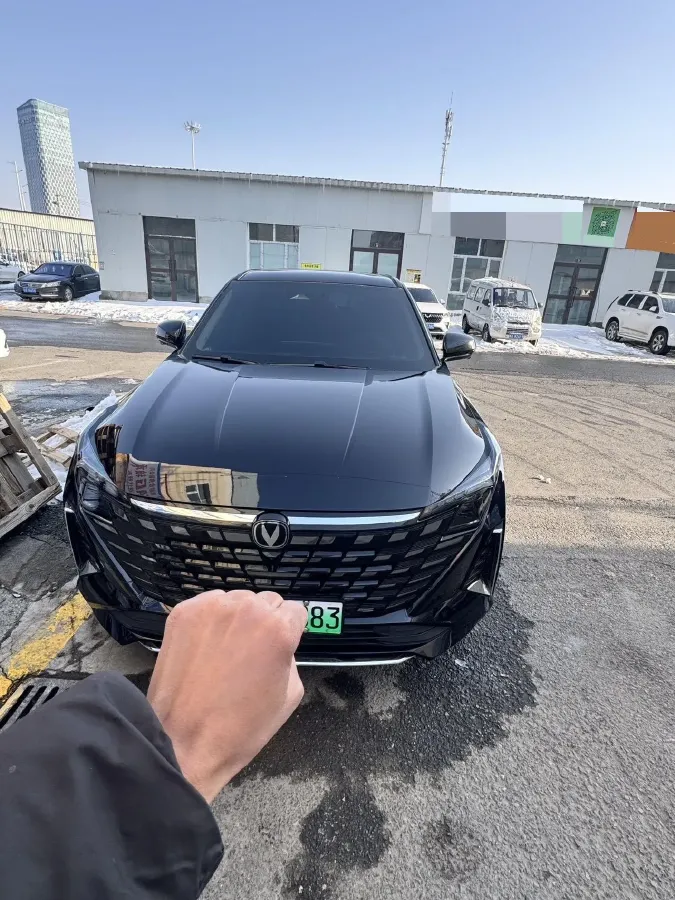 2025 ChangAn UNI-Z 1.5L 98HP L4 E-CVT PHEV,autocango,china used car exporter,china ev exporter,chinese used car exporter,chinese used ev exporter
