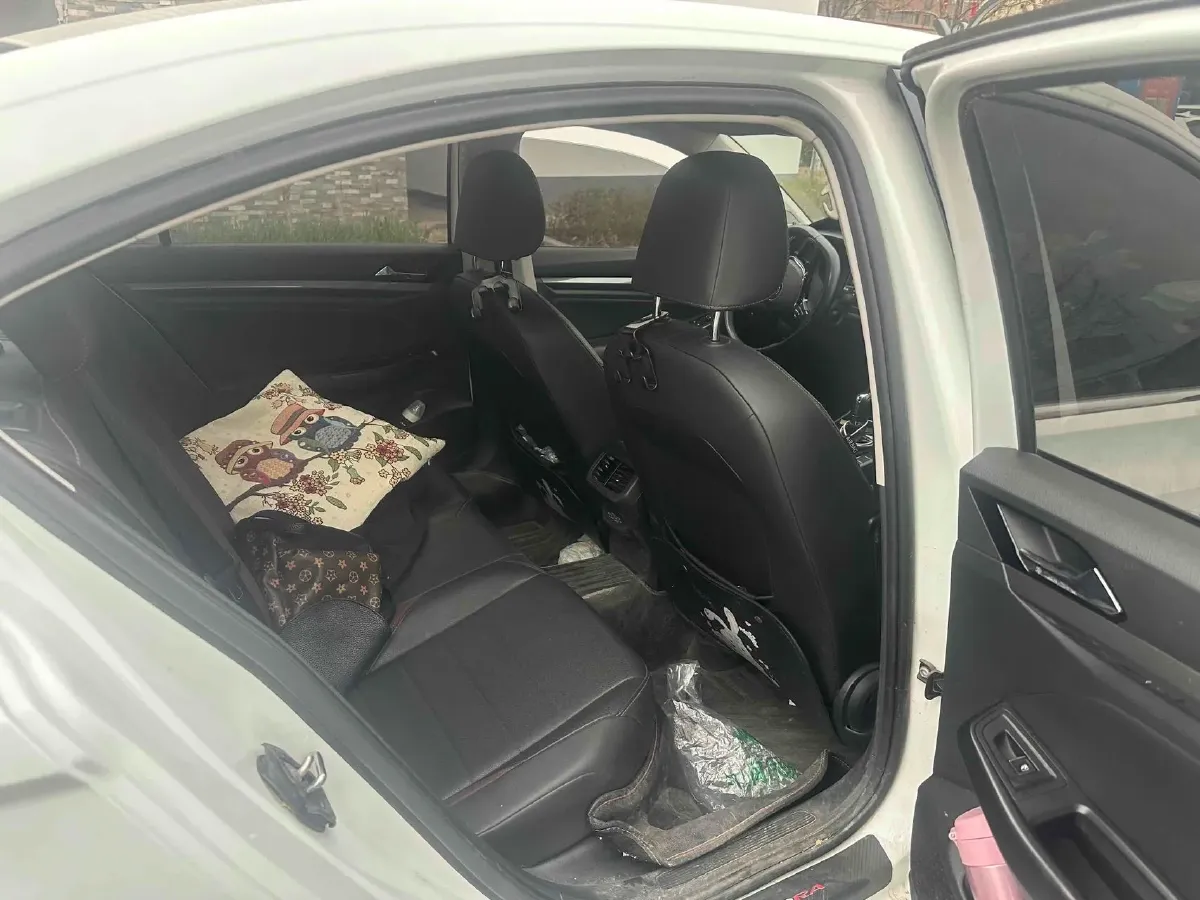 2019 MAXUS T70 2.0T 163HP L4 6AT,autocango,china used car exporter,china ev exporter,chinese used car exporter,chinese used ev exporter