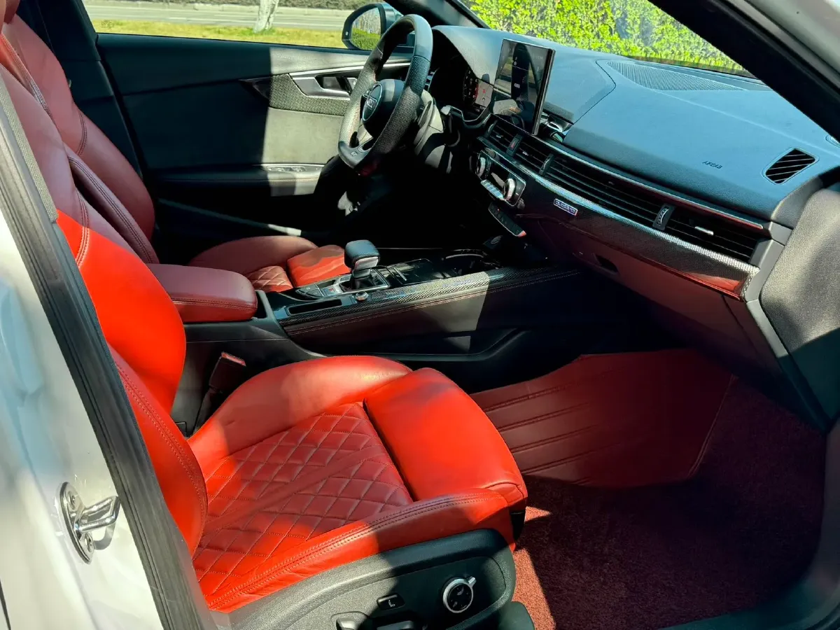 2020 Audi S4 3.0T 354HP V6 8AT,autocango,china used car exporter,china ev exporter,chinese used car exporter,chinese used ev exporter