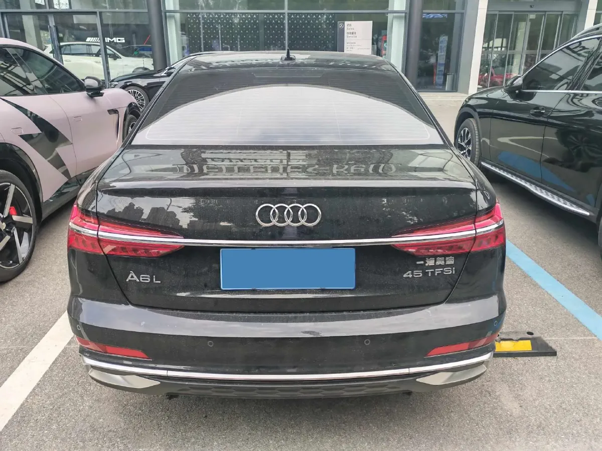 2025 Audi A6L 2.0T 245HP L4 7DCT,autocango,china used car exporter,china ev exporter,chinese used car exporter,chinese used ev exporter