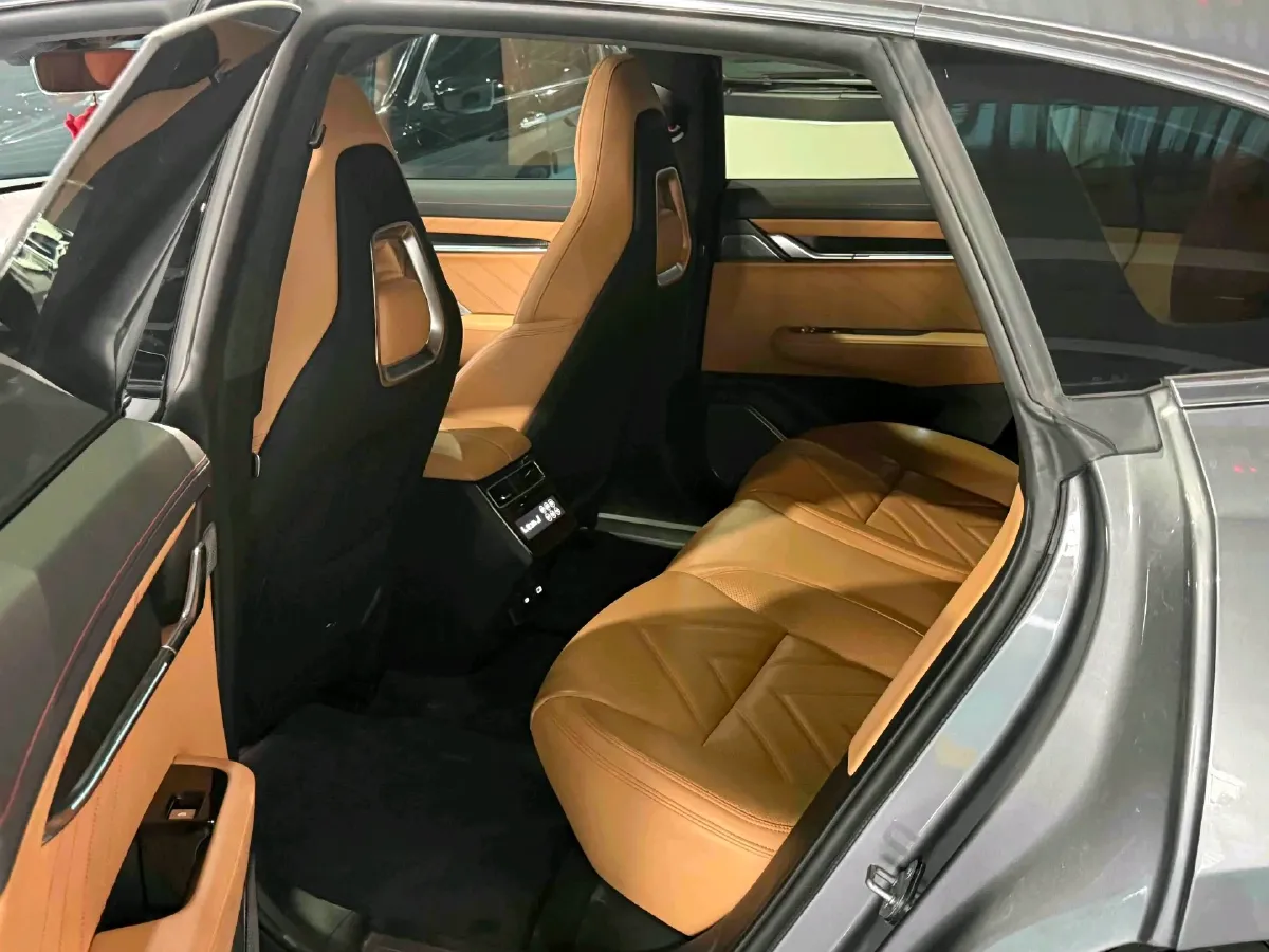 2023 Zeekr 001 BEV 100KWH,autocango,china used car exporter,china ev exporter,chinese used car exporter,chinese used ev exporter