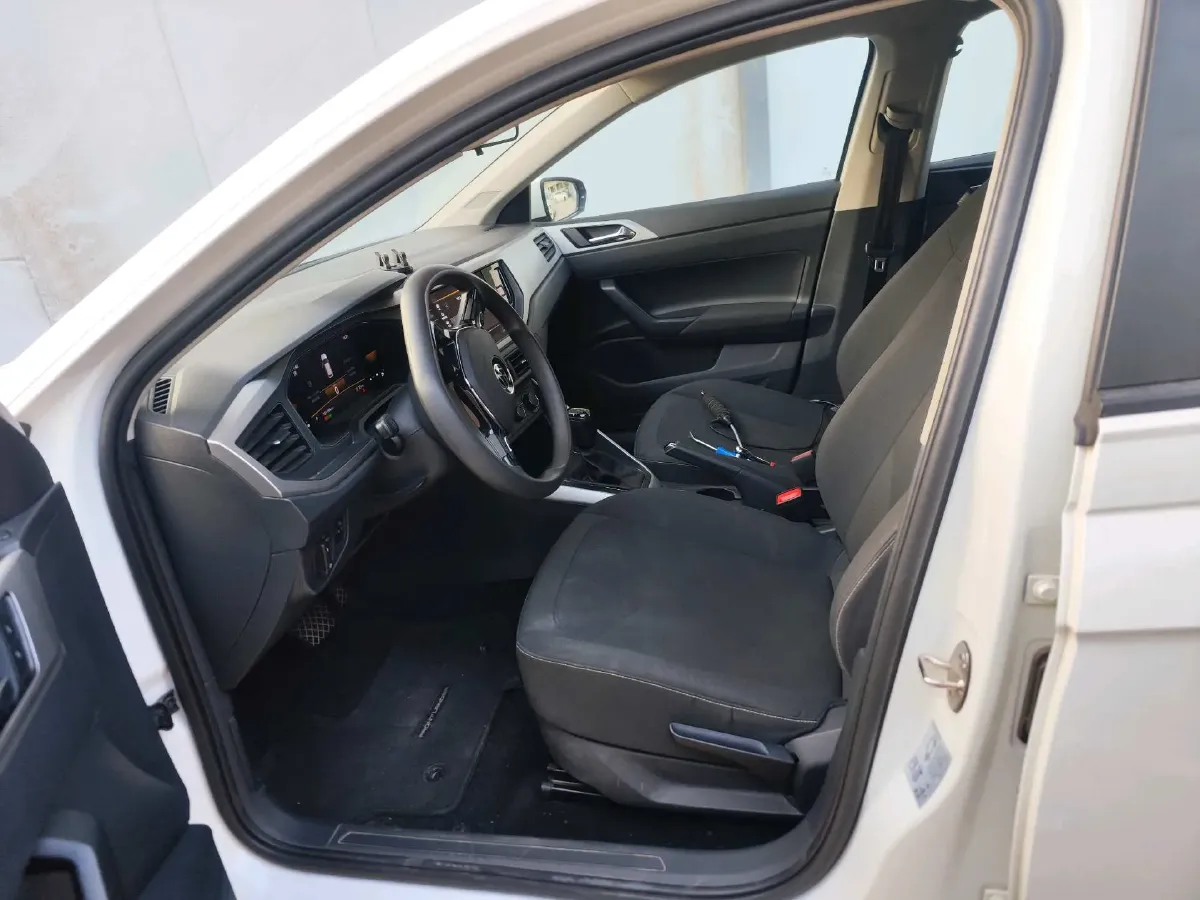 2023 Volkswagen Polo 1.5L 113HP L4 6AT,autocango,china used car exporter,china ev exporter,chinese used car exporter,chinese used ev exporter