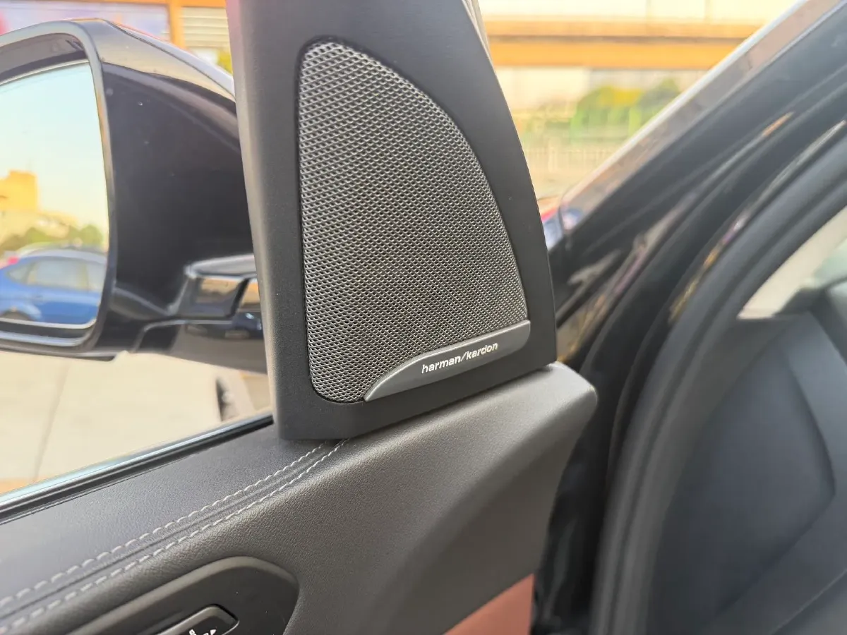 2023 BMW X7 3.0T 381HP L6 8AT,autocango,china used car exporter,china ev exporter,chinese used car exporter,chinese used ev exporter